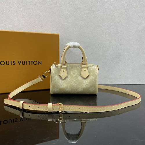 Picture of LV Lady Handbags _SKUfw139331224fw